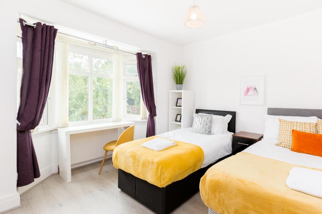 Beautiful 6 Bedroom House For 17 Guests Next To Edgbaston Stadium Μπέρμιγχαμ Εξωτερικό φωτογραφία