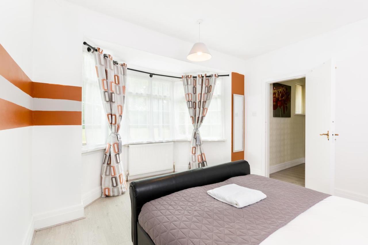 Beautiful 6 Bedroom House For 17 Guests Next To Edgbaston Stadium Μπέρμιγχαμ Εξωτερικό φωτογραφία