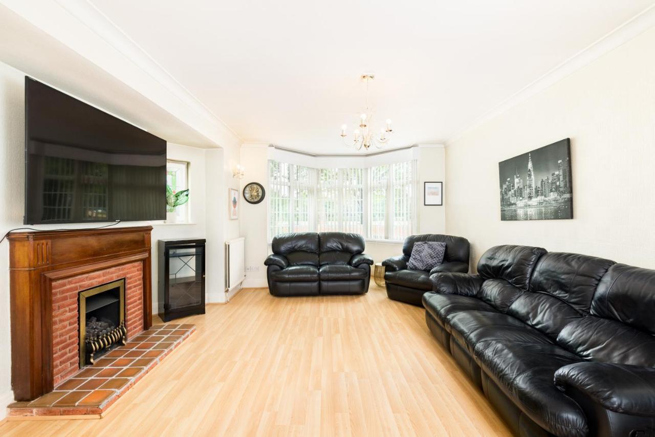 Beautiful 6 Bedroom House For 17 Guests Next To Edgbaston Stadium Μπέρμιγχαμ Εξωτερικό φωτογραφία