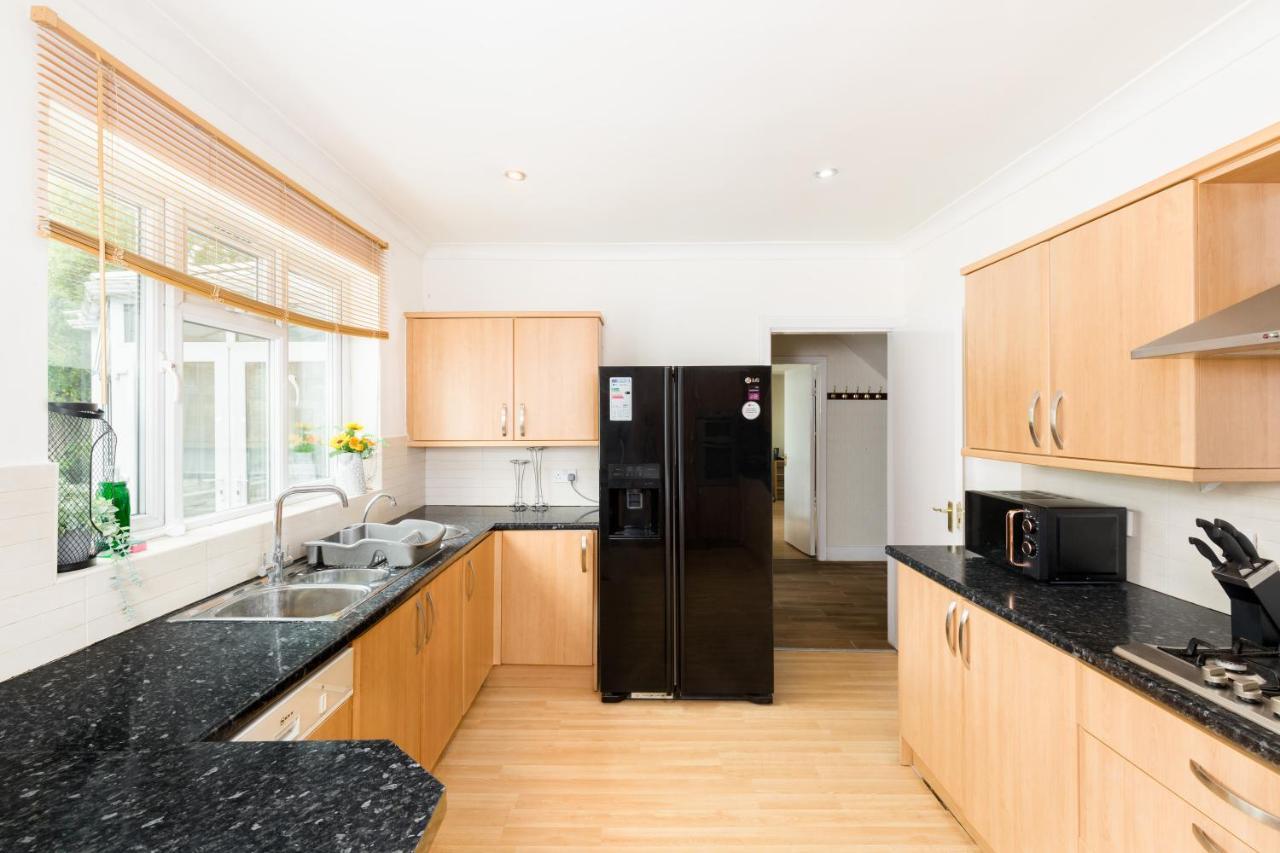 Beautiful 6 Bedroom House For 17 Guests Next To Edgbaston Stadium Μπέρμιγχαμ Εξωτερικό φωτογραφία