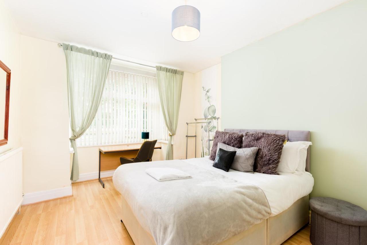 Beautiful 6 Bedroom House For 17 Guests Next To Edgbaston Stadium Μπέρμιγχαμ Εξωτερικό φωτογραφία