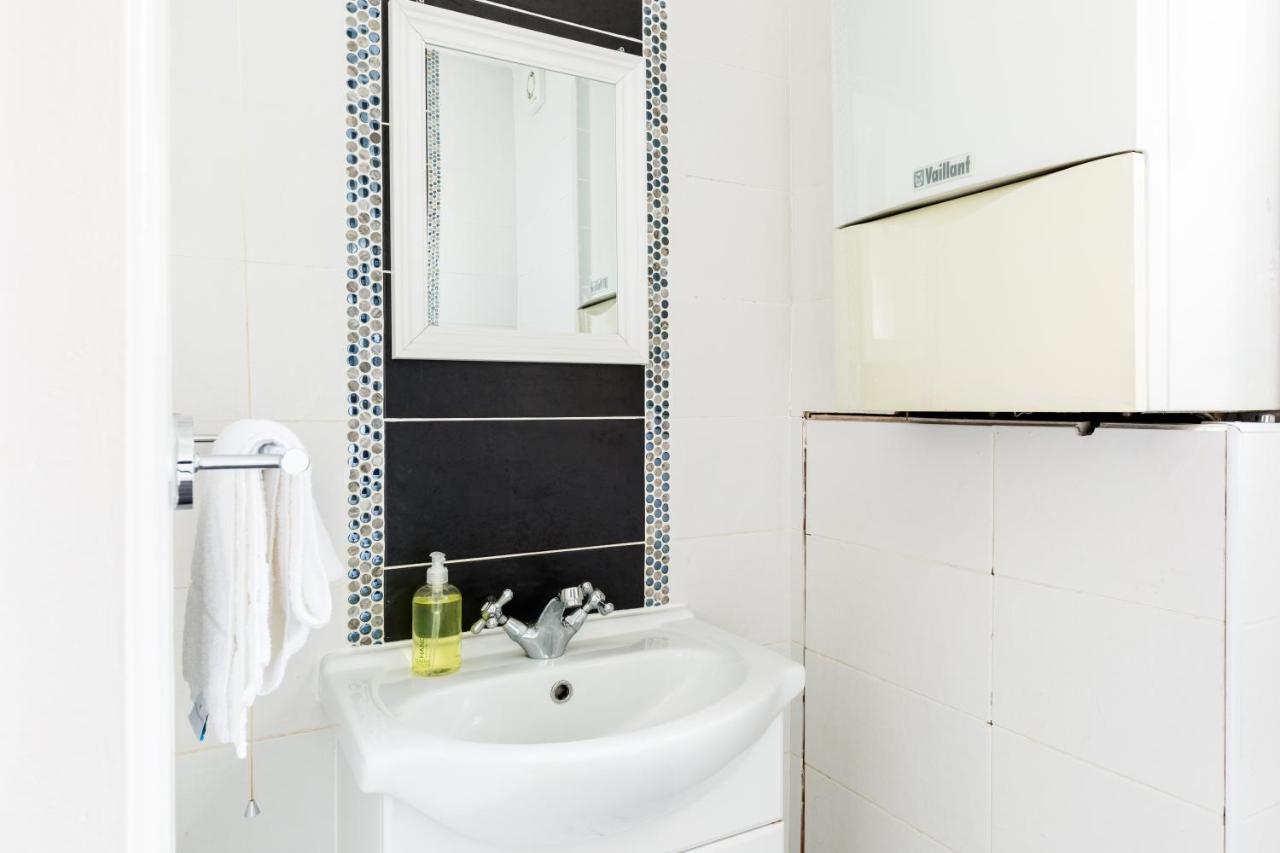 Beautiful 6 Bedroom House For 17 Guests Next To Edgbaston Stadium Μπέρμιγχαμ Εξωτερικό φωτογραφία